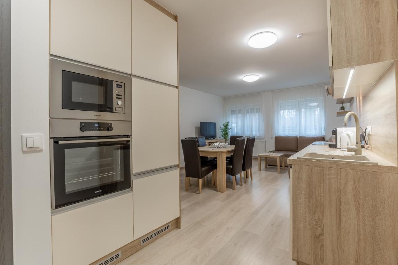 Leda Apartmanok By Bltn שיופוק מראה חיצוני תמונה